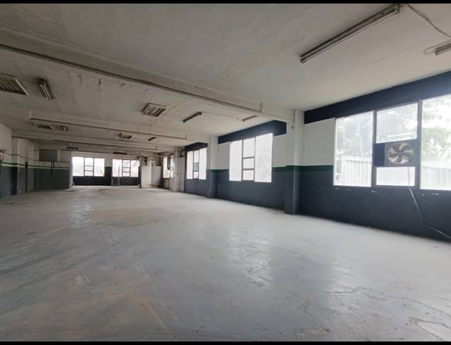 2,000M² WAREHOUSE TO LET IN PINETOWN CENTRAL